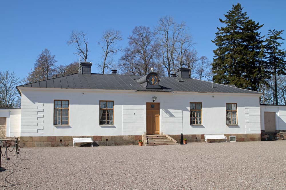 herrgarden sidobyggnad